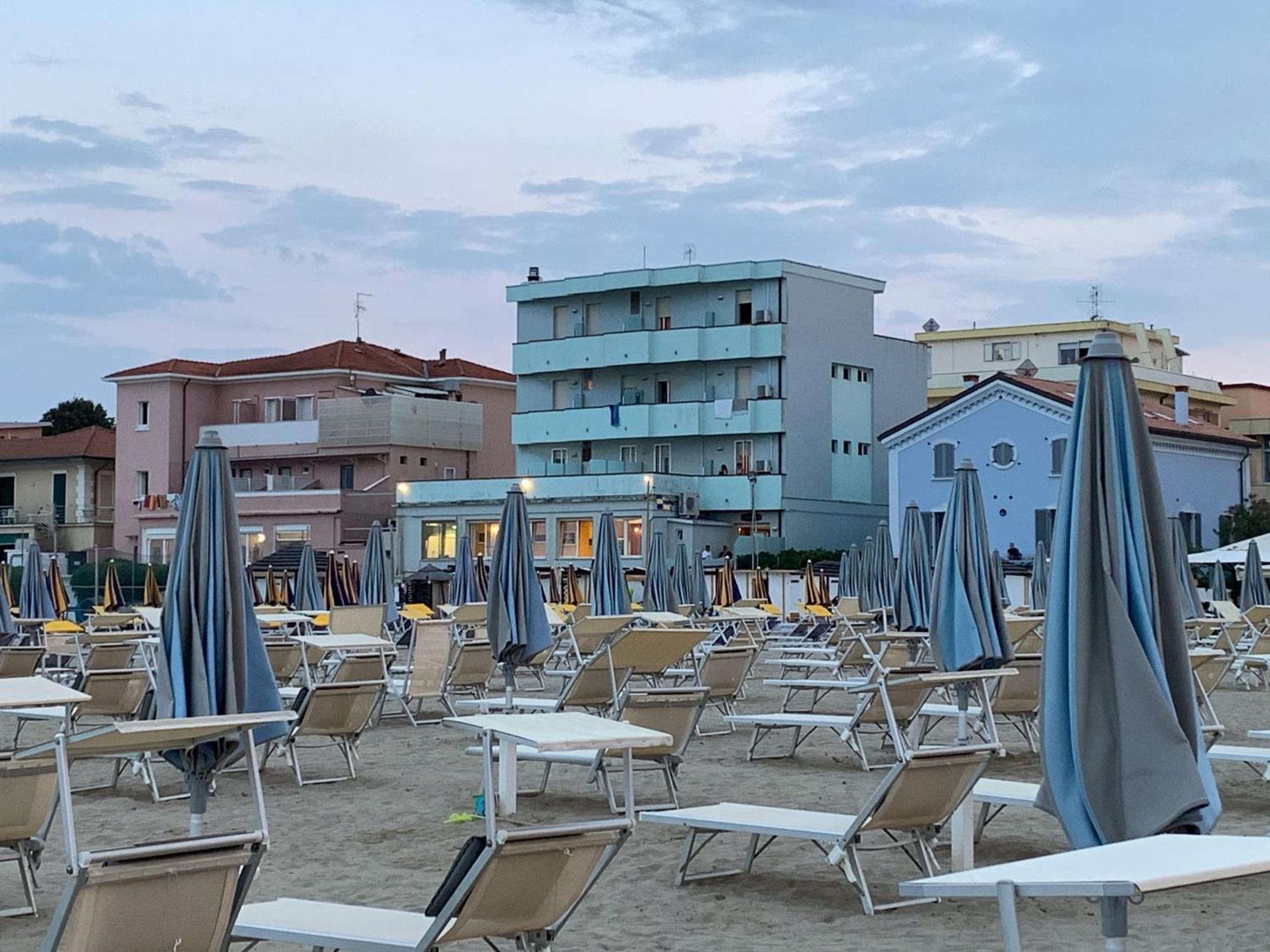 Hotel Acquamarina Viserba Rimini Exterior foto